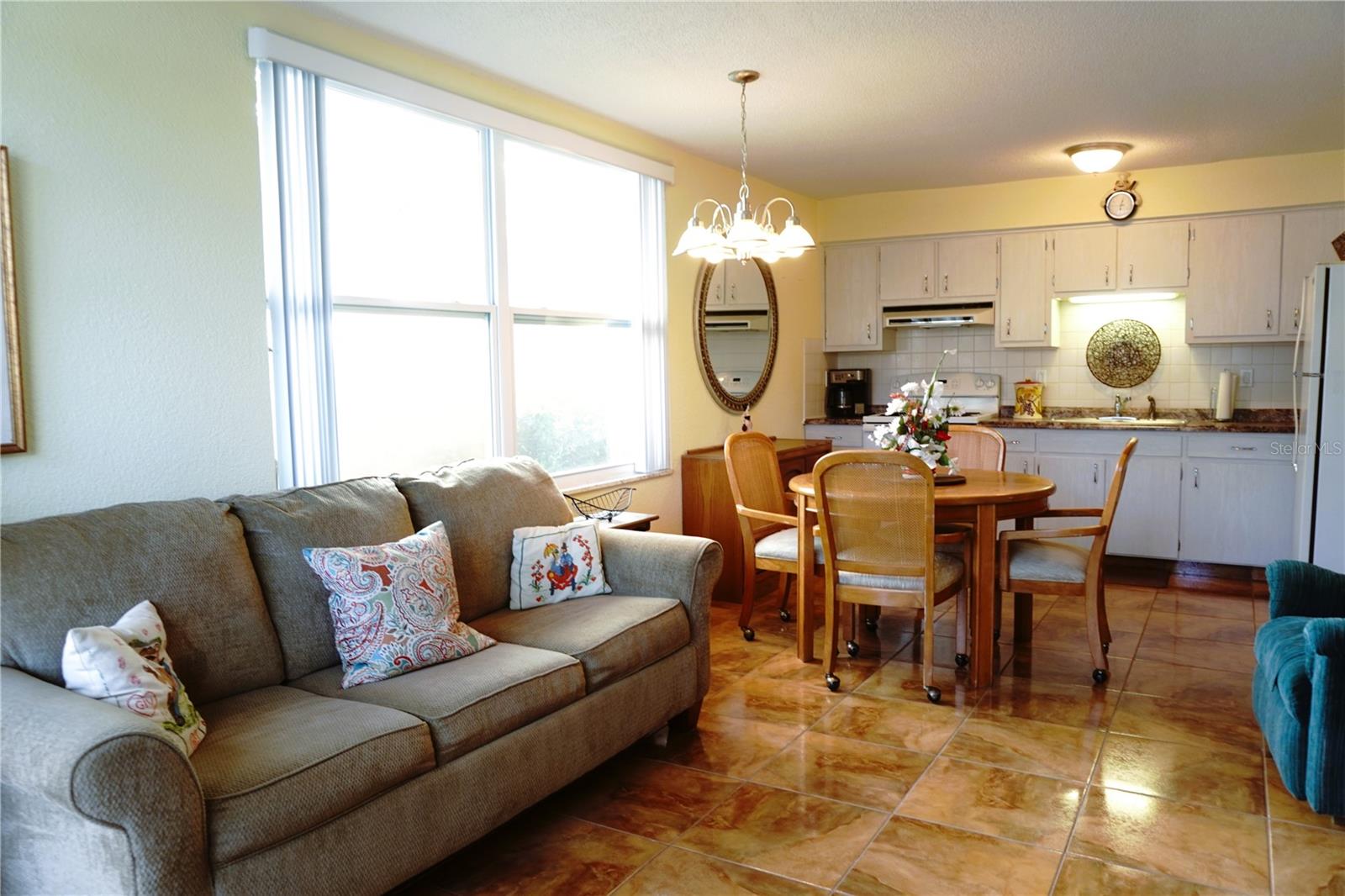 Image 6 of 30 For 4312 Tahitian Gardens Circle A