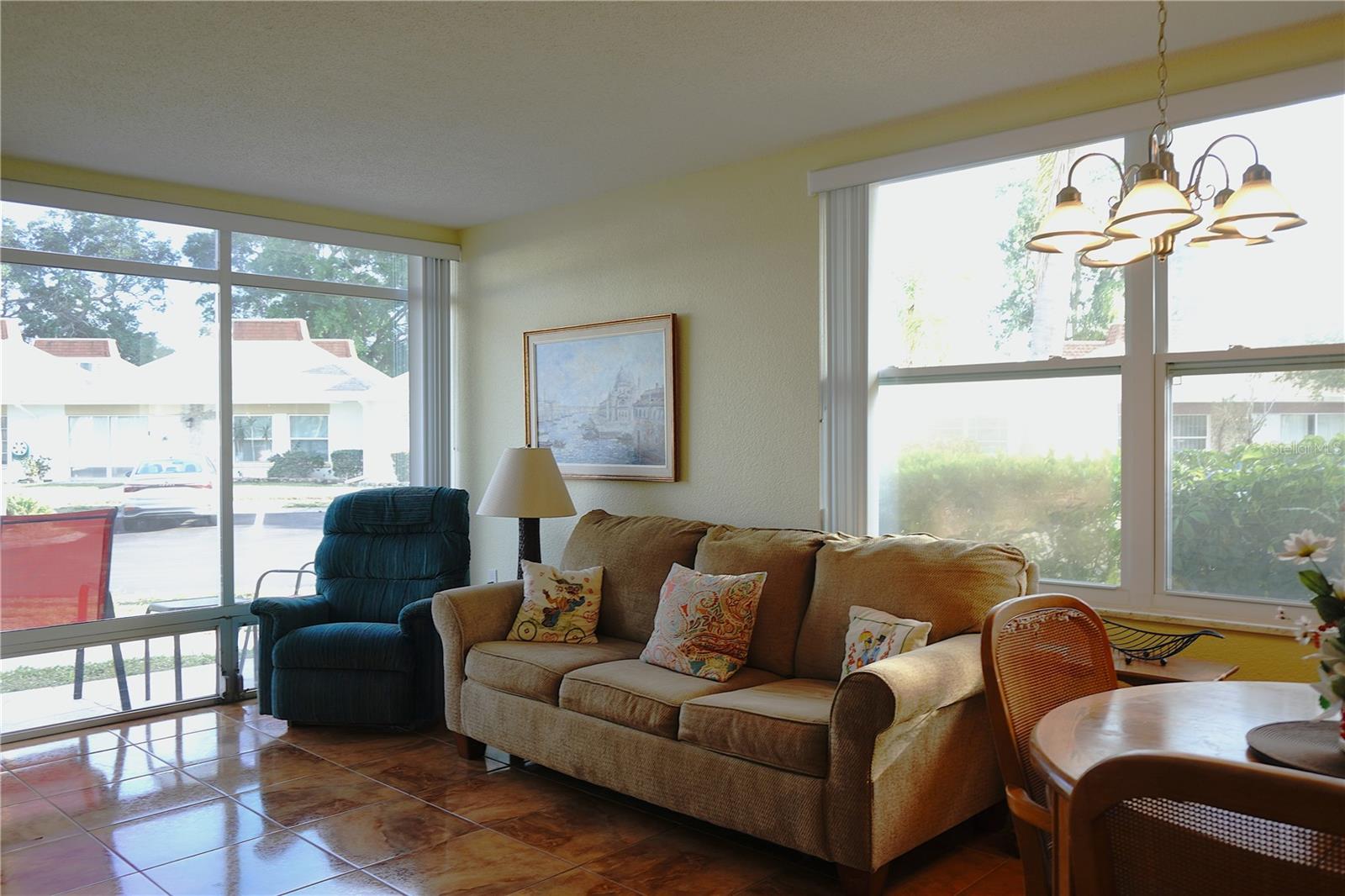 Image 7 of 30 For 4312 Tahitian Gardens Circle A