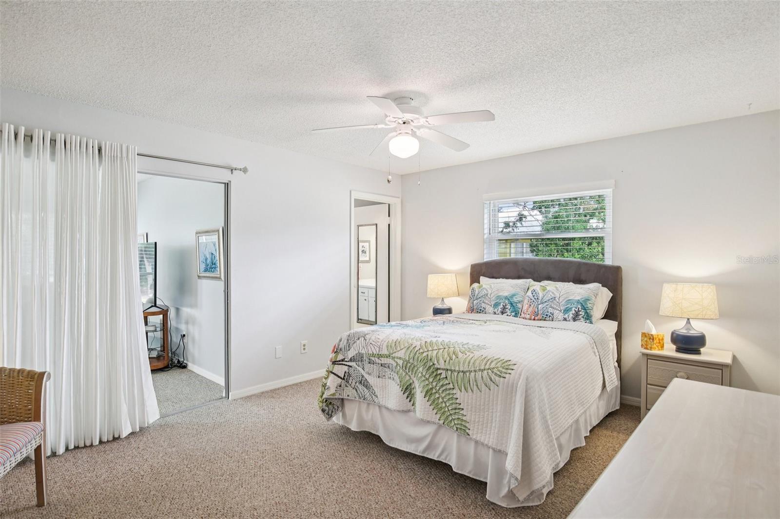 Image 15 of 52 For 504 Lime Tree Court