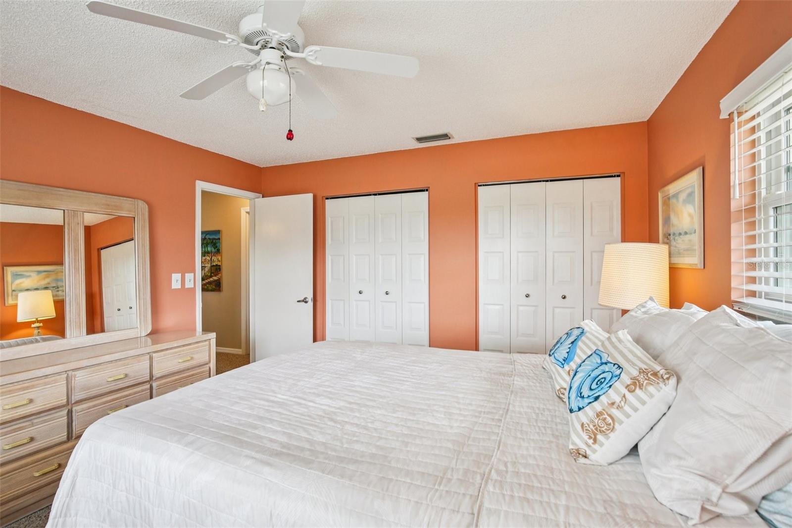 Image 22 of 52 For 504 Lime Tree Court