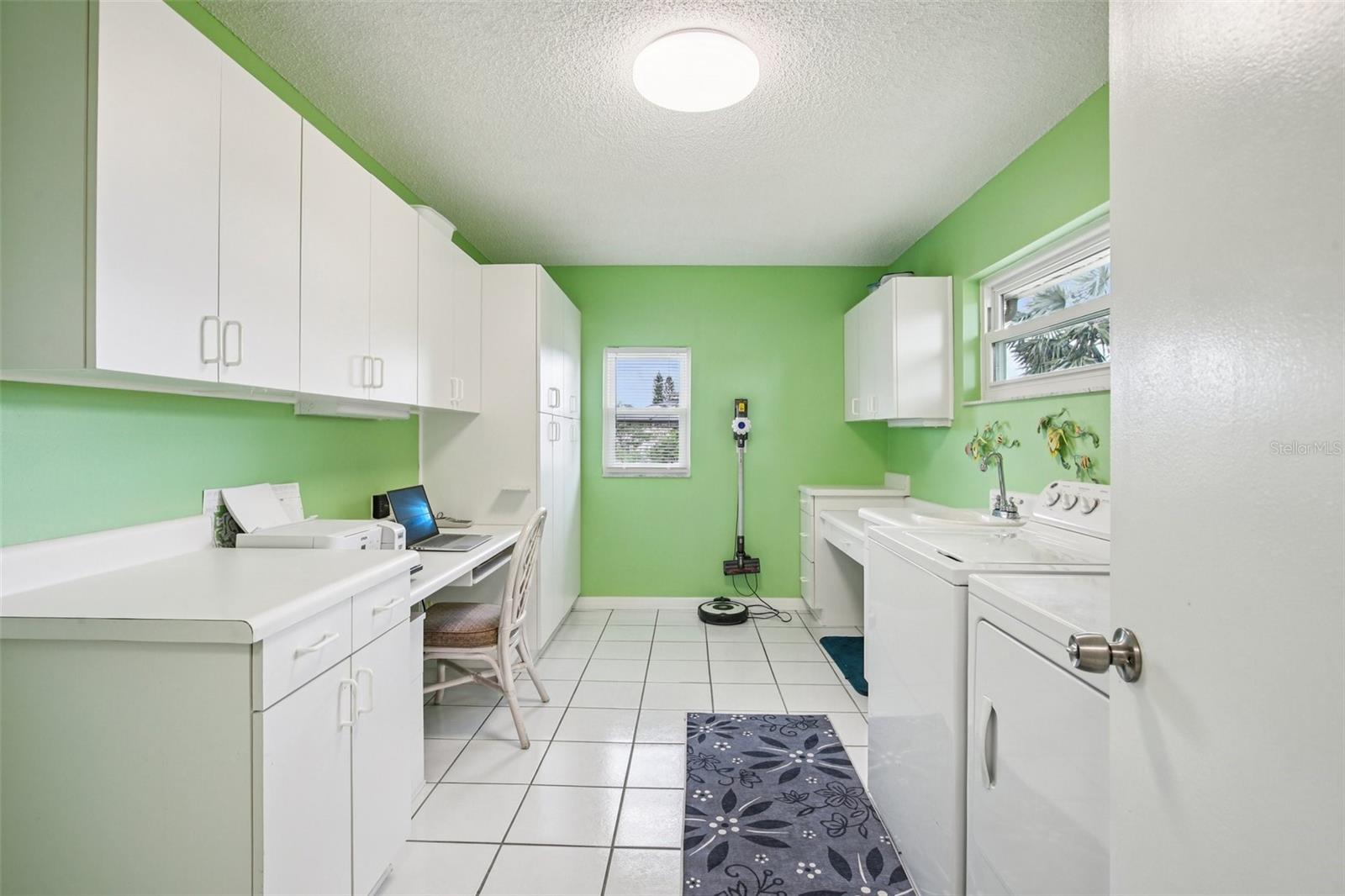 Image 25 of 52 For 504 Lime Tree Court