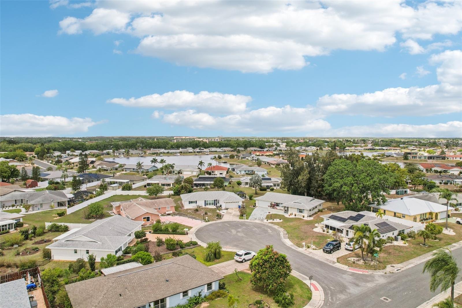 Image 34 of 52 For 504 Lime Tree Court