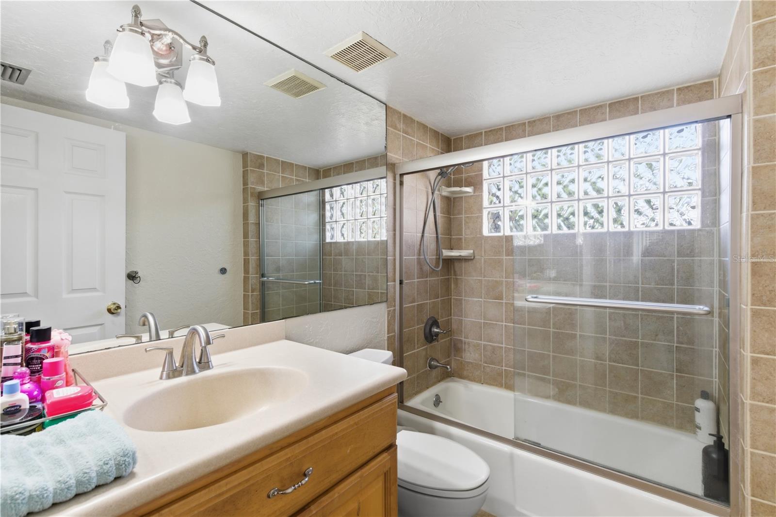 Image 18 of 42 For 308 Ellen Way