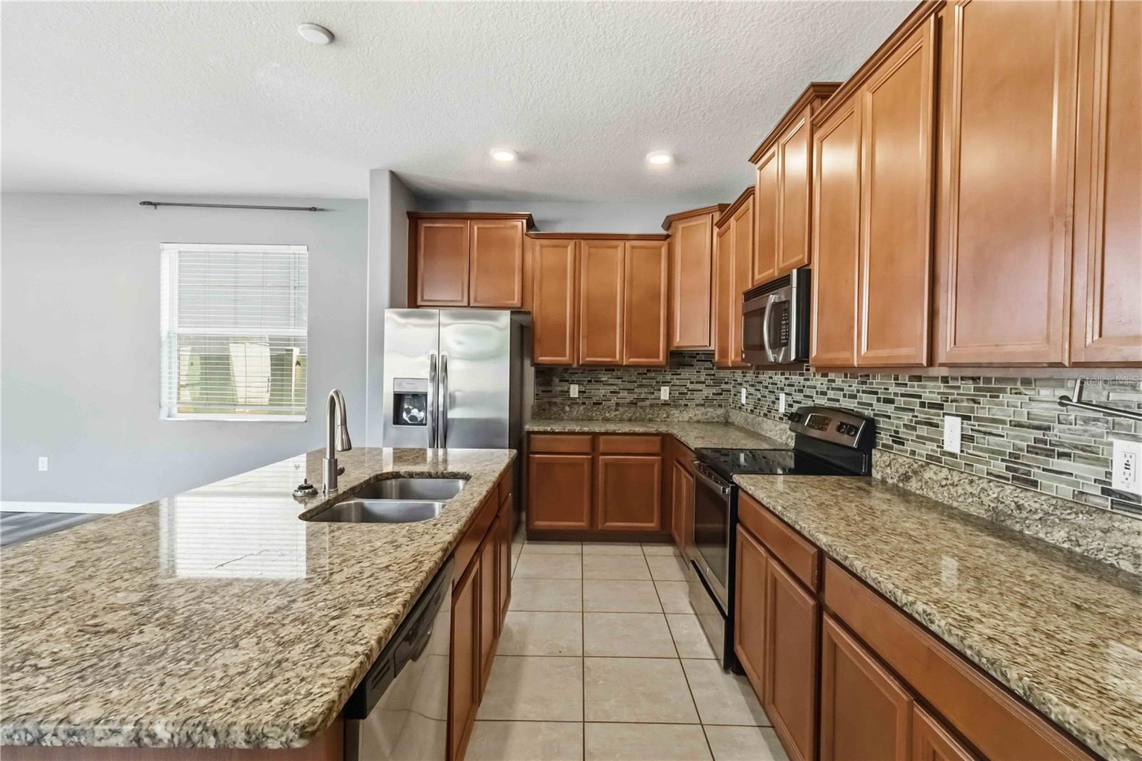 Image 10 of 33 For 15425 Lost Creek Lane