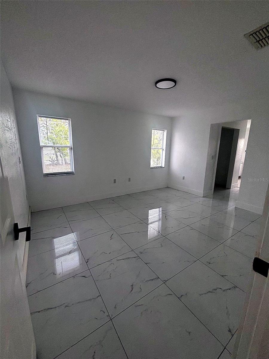 Image 13 of 18 For 2222 Champlain Avenue