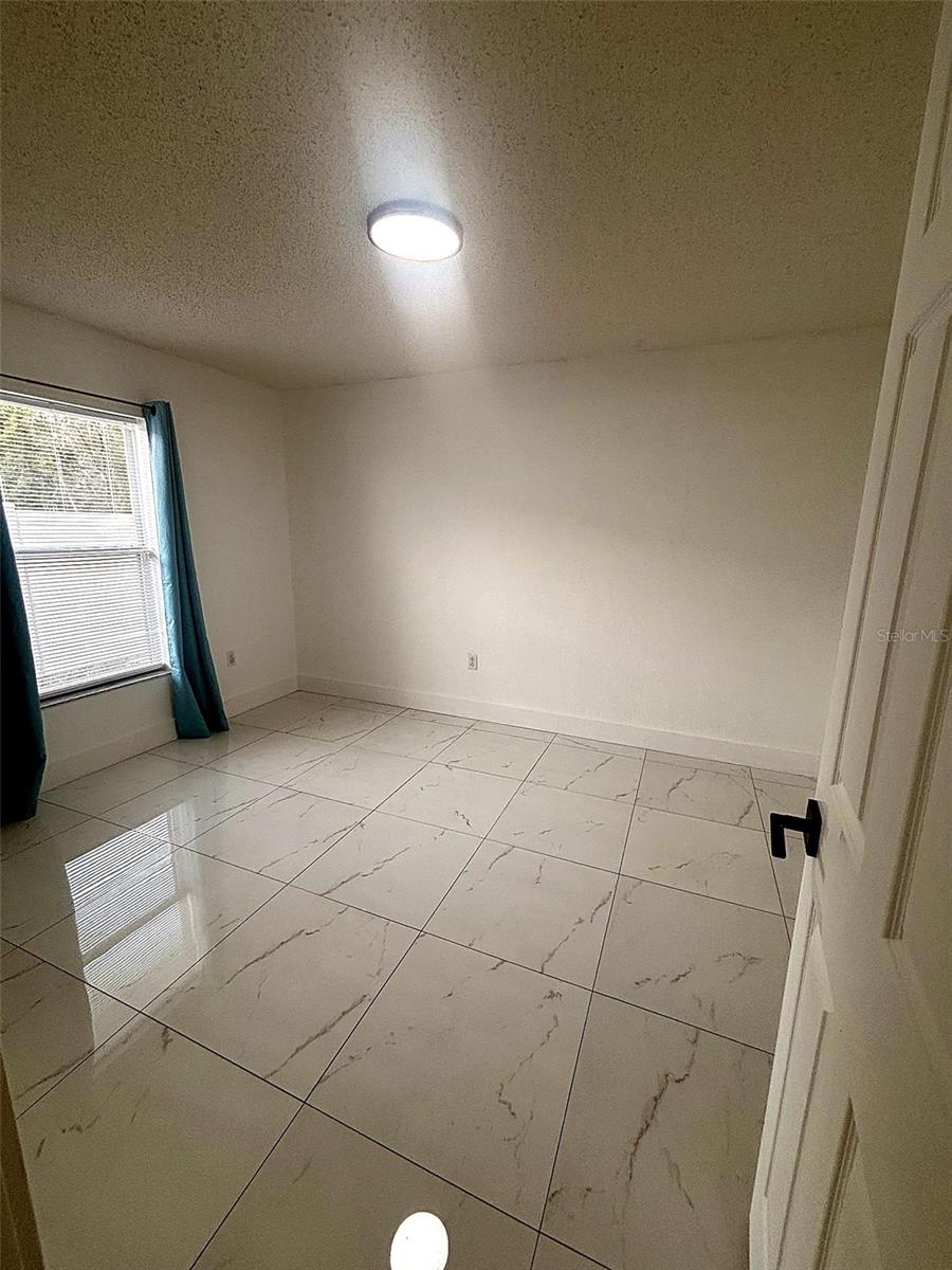 Image 17 of 18 For 2222 Champlain Avenue