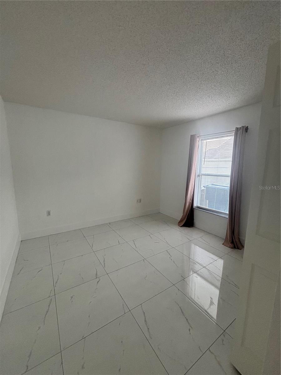 Image 18 of 18 For 2222 Champlain Avenue