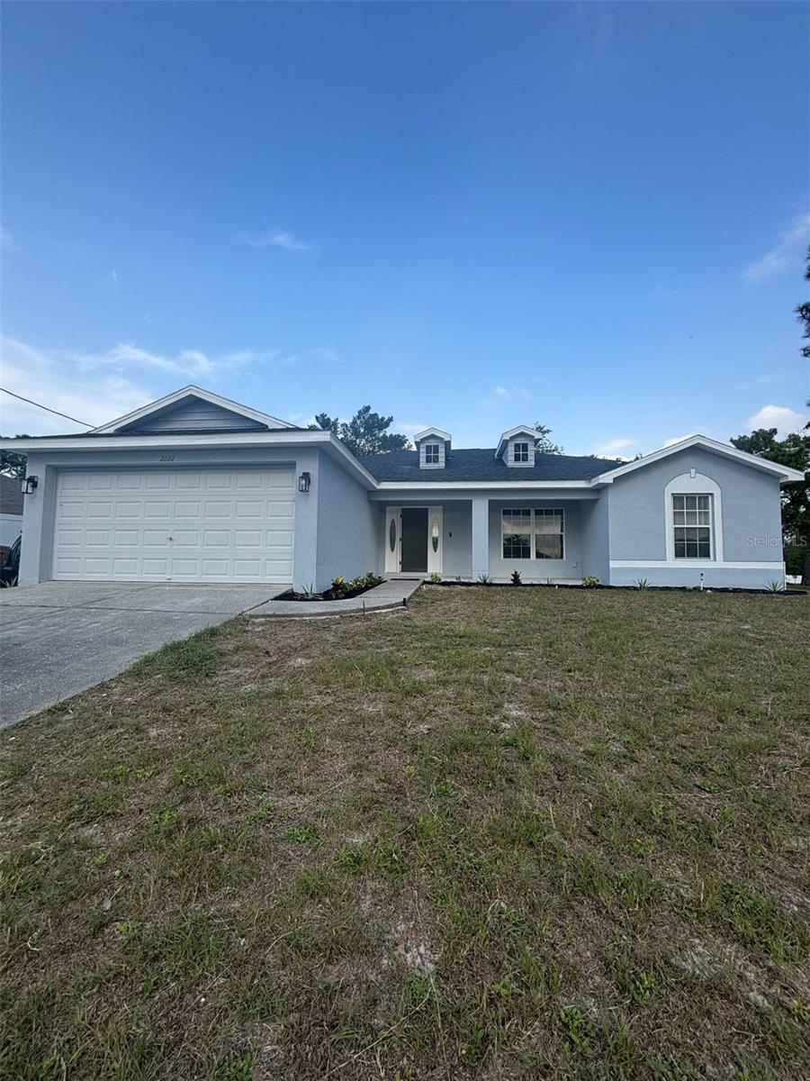 Image 8 of 18 For 2222 Champlain Avenue