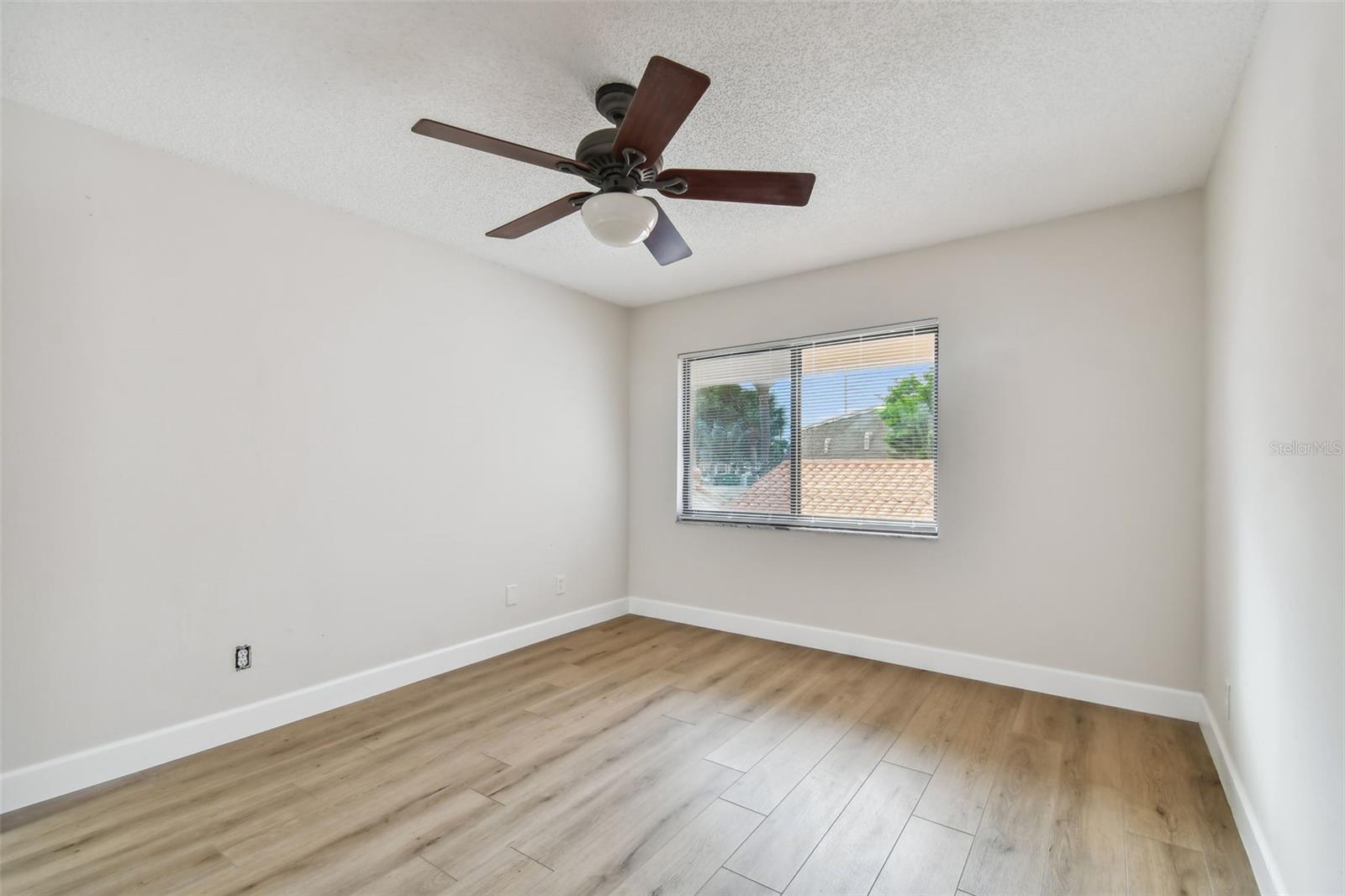 Image 34 of 70 For 4800 Brittany Drive S 102