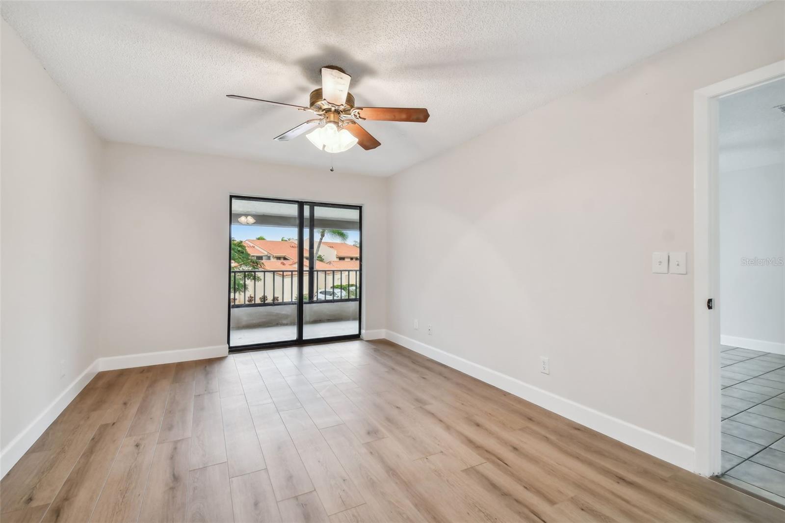 Image 38 of 70 For 4800 Brittany Drive S 102