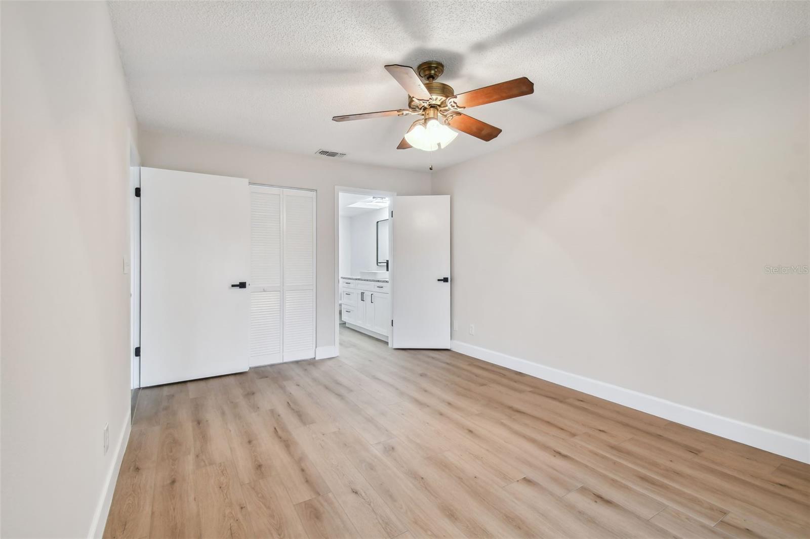 Image 40 of 70 For 4800 Brittany Drive S 102