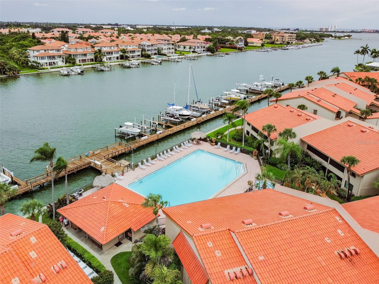 Image 60 of 70 For 4800 Brittany Drive S 102