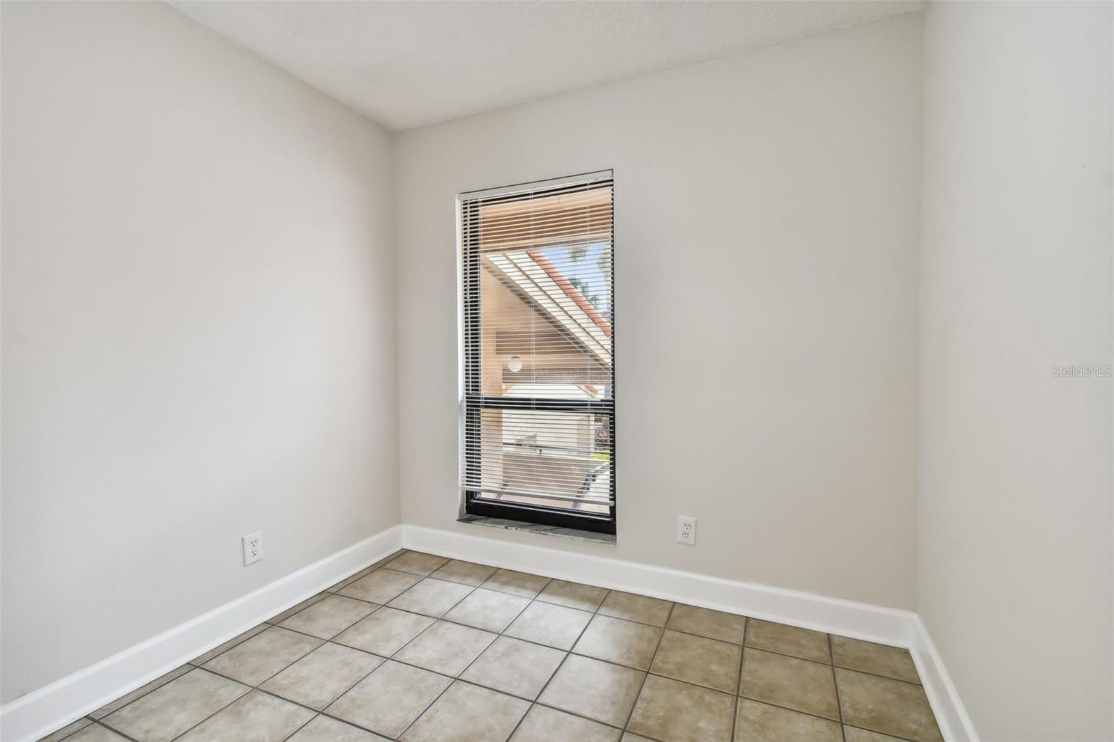 Image 7 of 70 For 4800 Brittany Drive S 102