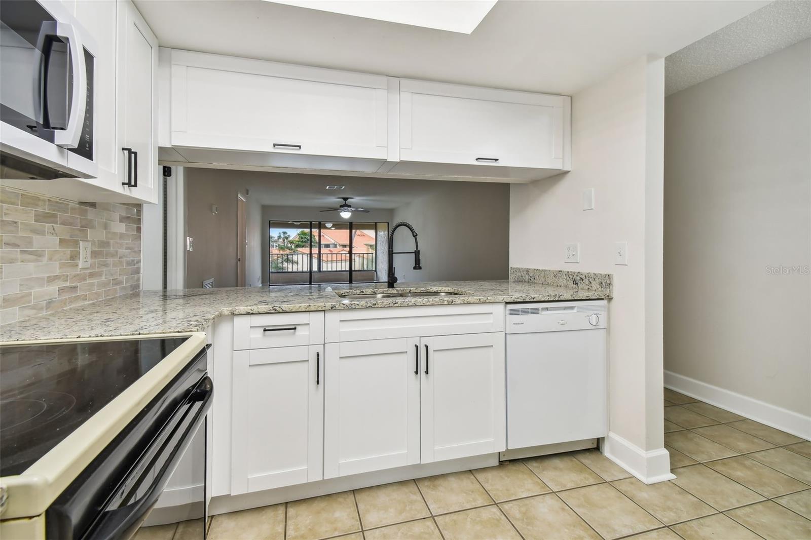 Image 9 of 70 For 4800 Brittany Drive S 102