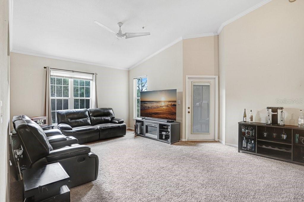 Image 7 of 33 For 2407 Courtney Meadows Court 303