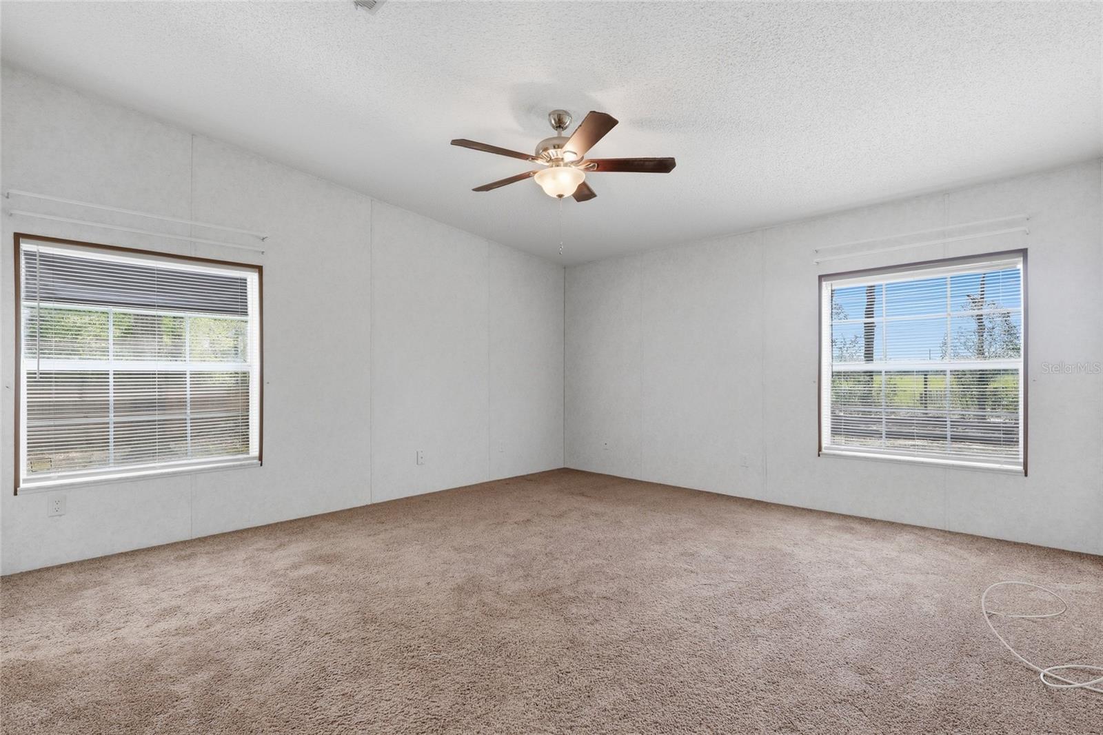 Image 13 of 34 For 7140 Elwood Road