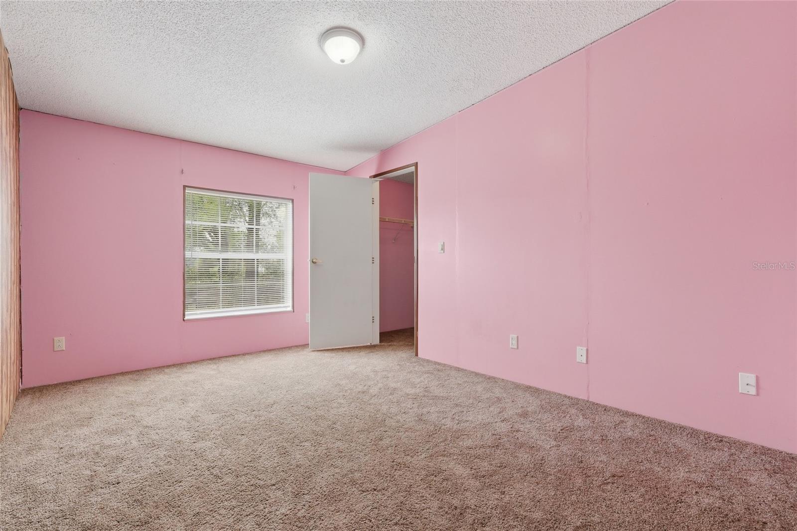 Image 18 of 34 For 7140 Elwood Road