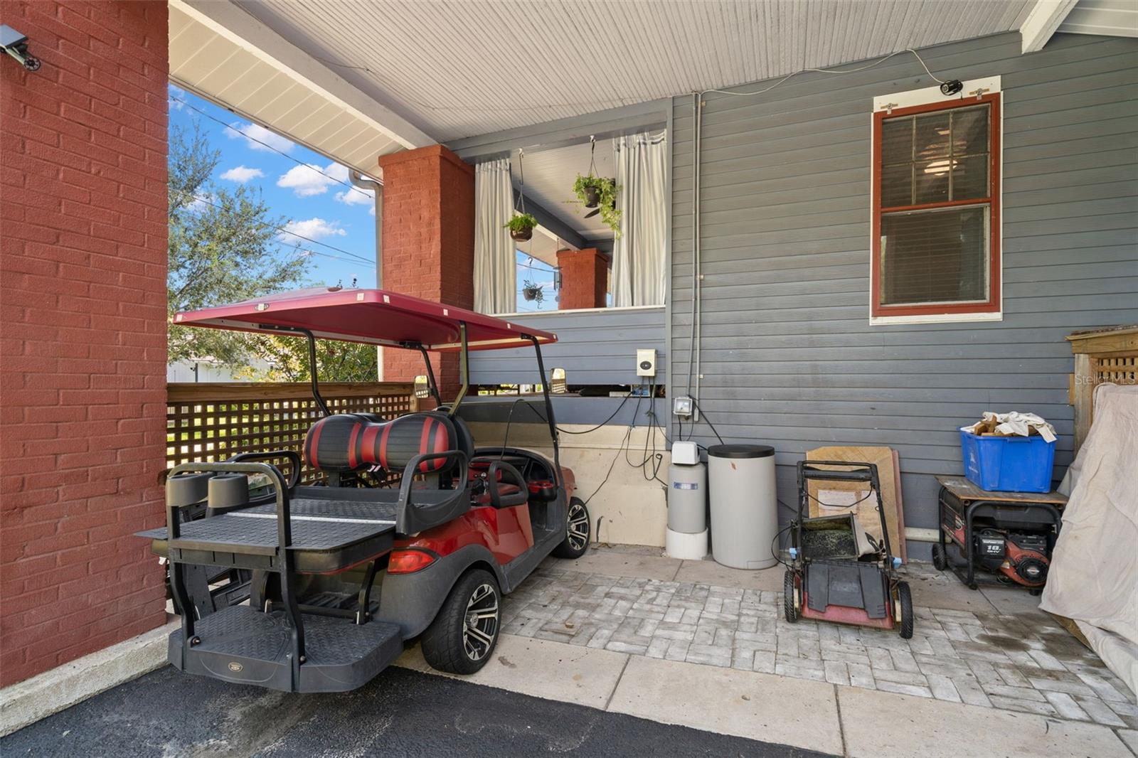 Image 46 of 59 For 1035 Robson Street