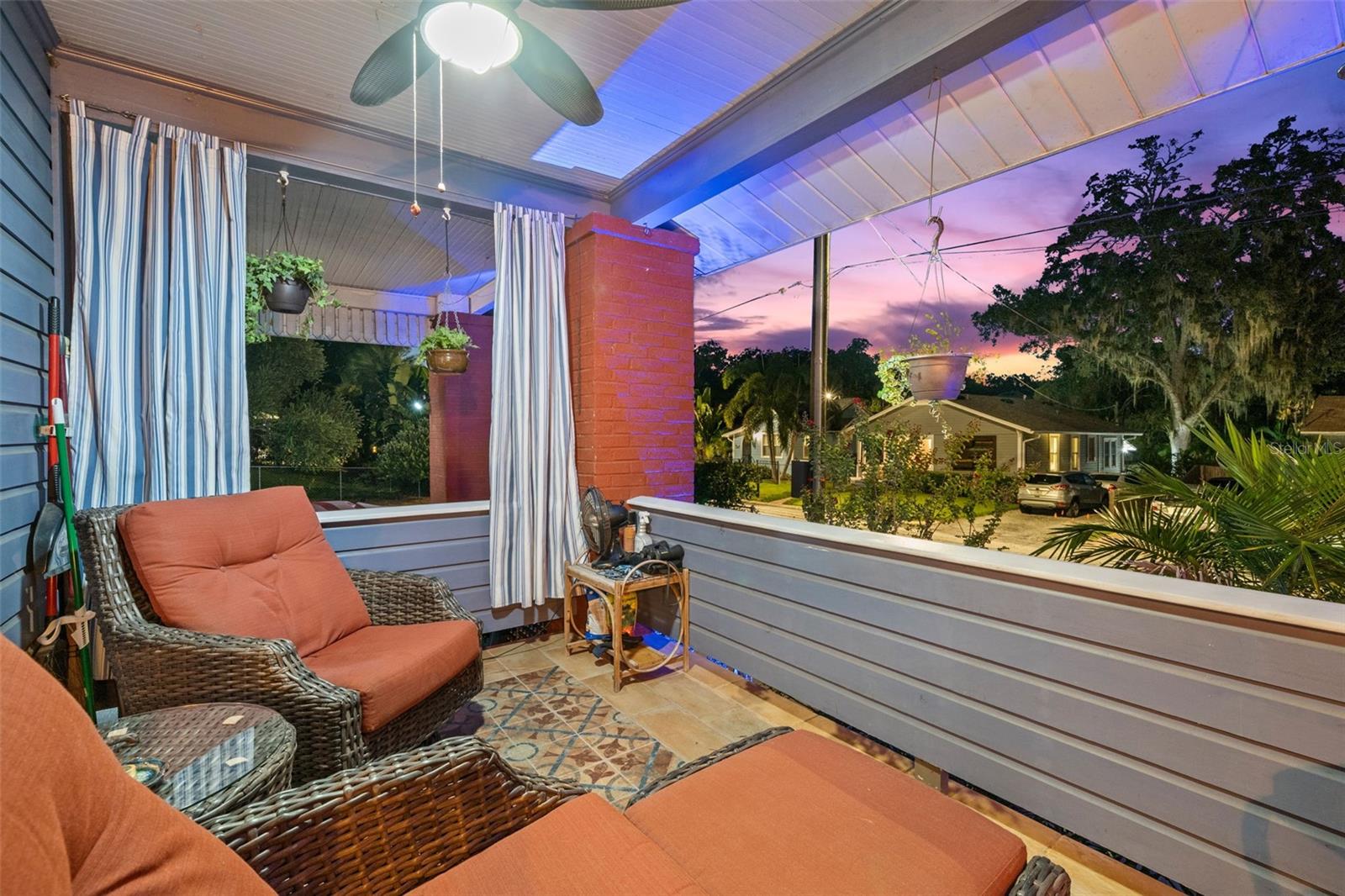 Image 55 of 59 For 1035 Robson Street