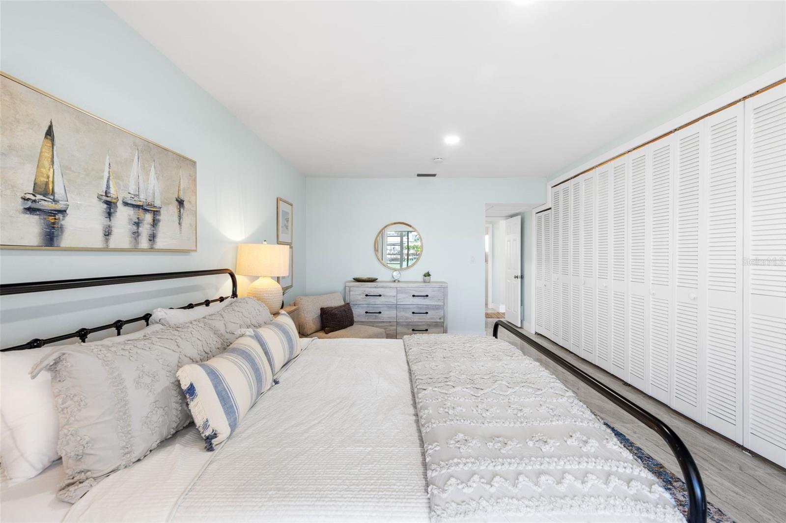 Image 31 of 85 For 270 Skiff Point A1