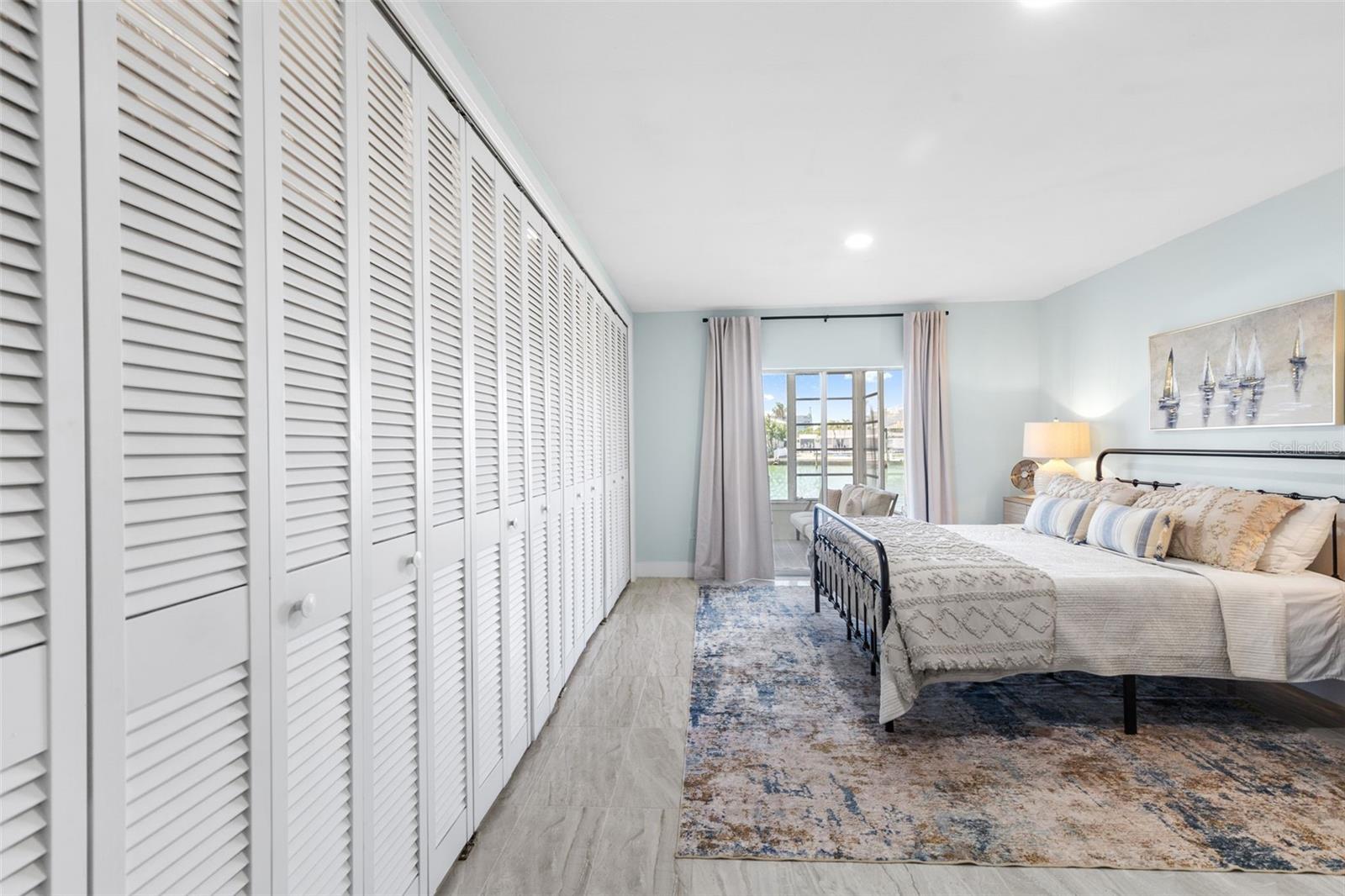 Image 33 of 85 For 270 Skiff Point A1