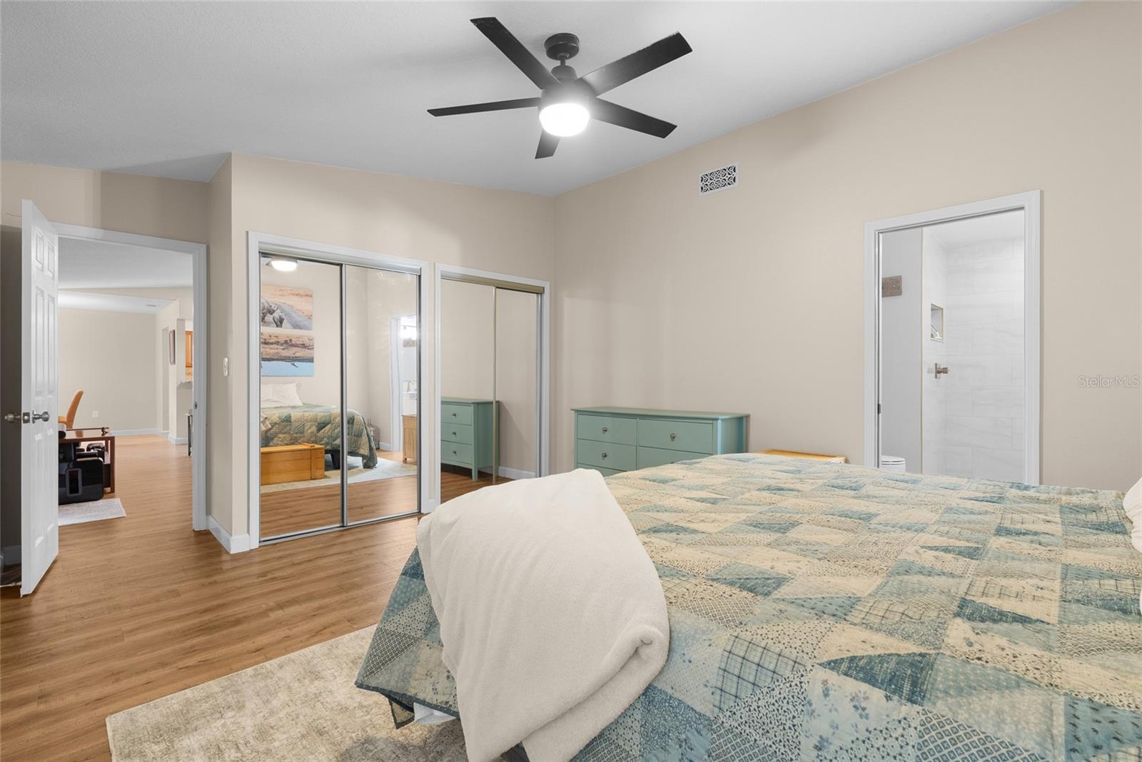 Image 17 of 33 For 2468 Gulfbreeze Circle