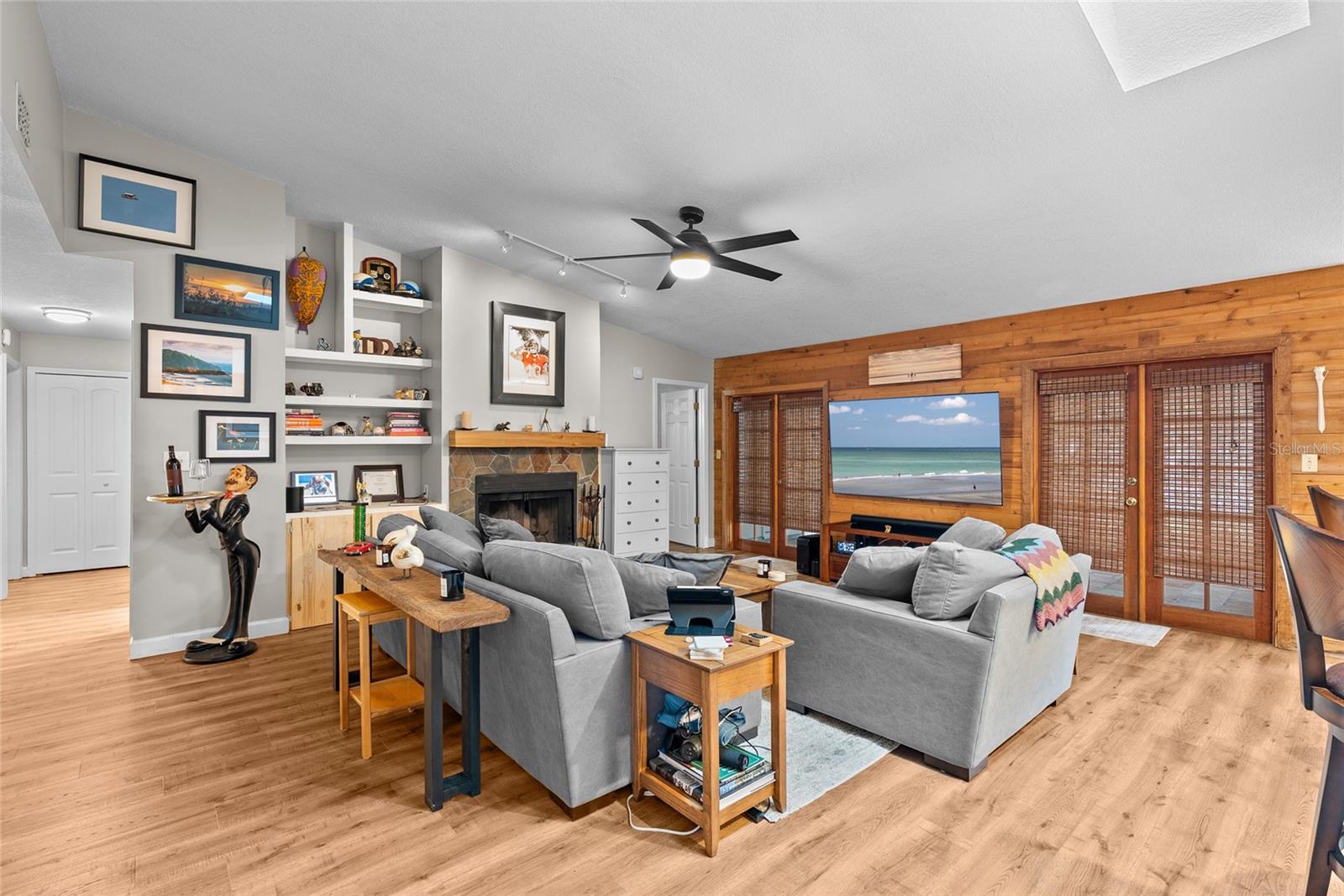 Image 4 of 33 For 2468 Gulfbreeze Circle