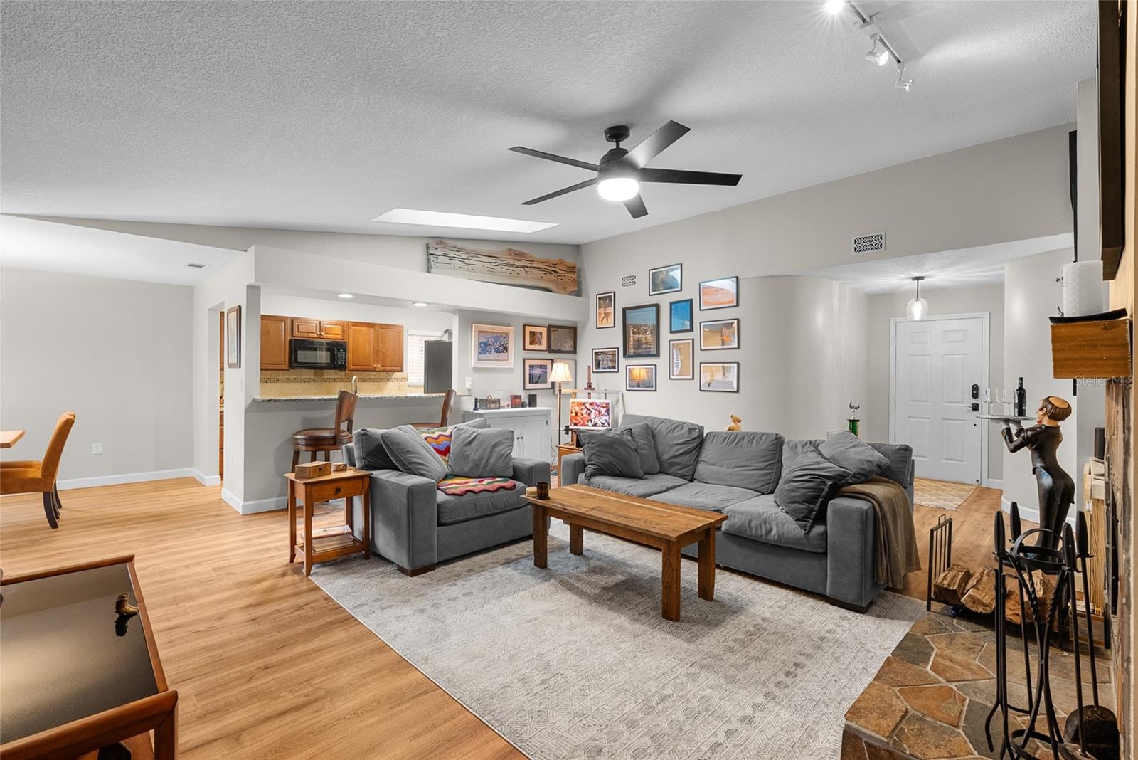 Image 6 of 33 For 2468 Gulfbreeze Circle