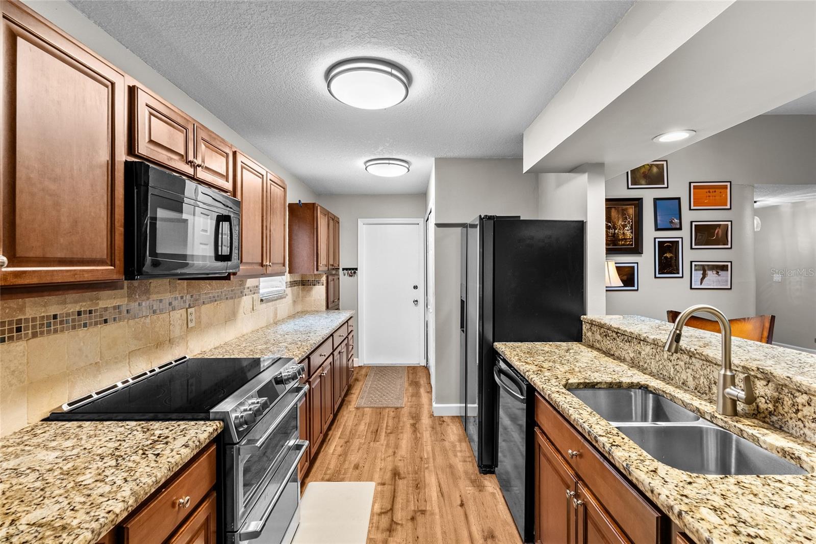 Image 8 of 33 For 2468 Gulfbreeze Circle