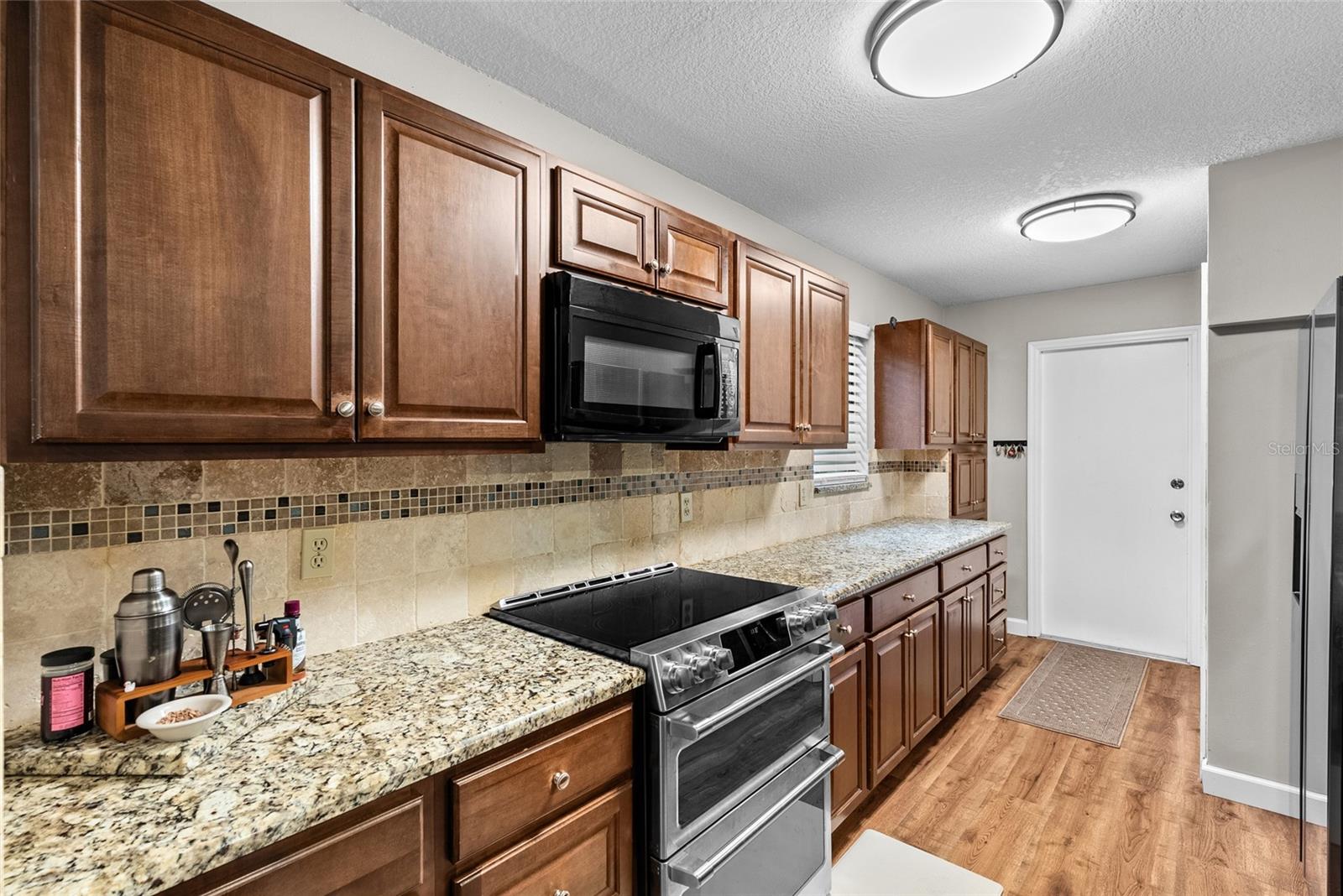 Image 9 of 33 For 2468 Gulfbreeze Circle