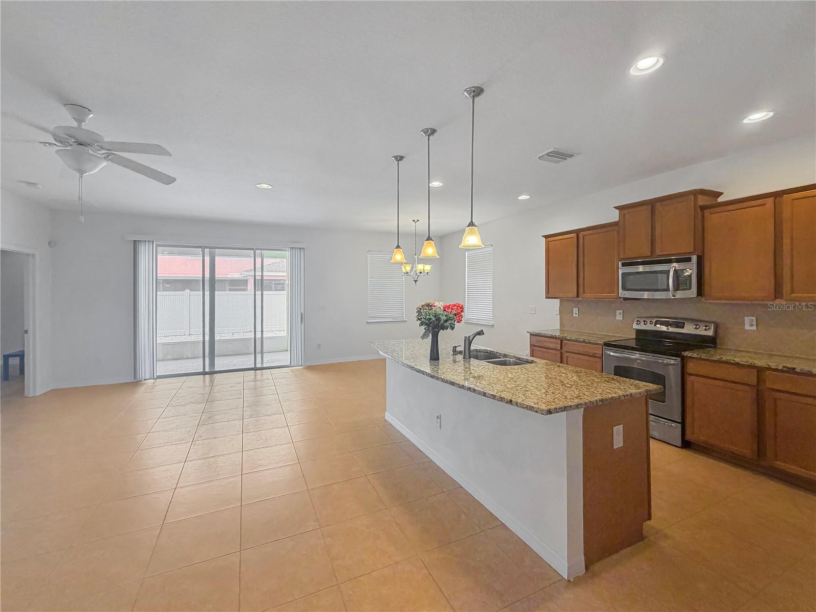 Image 12 of 29 For 12425 Fairlawn Drive