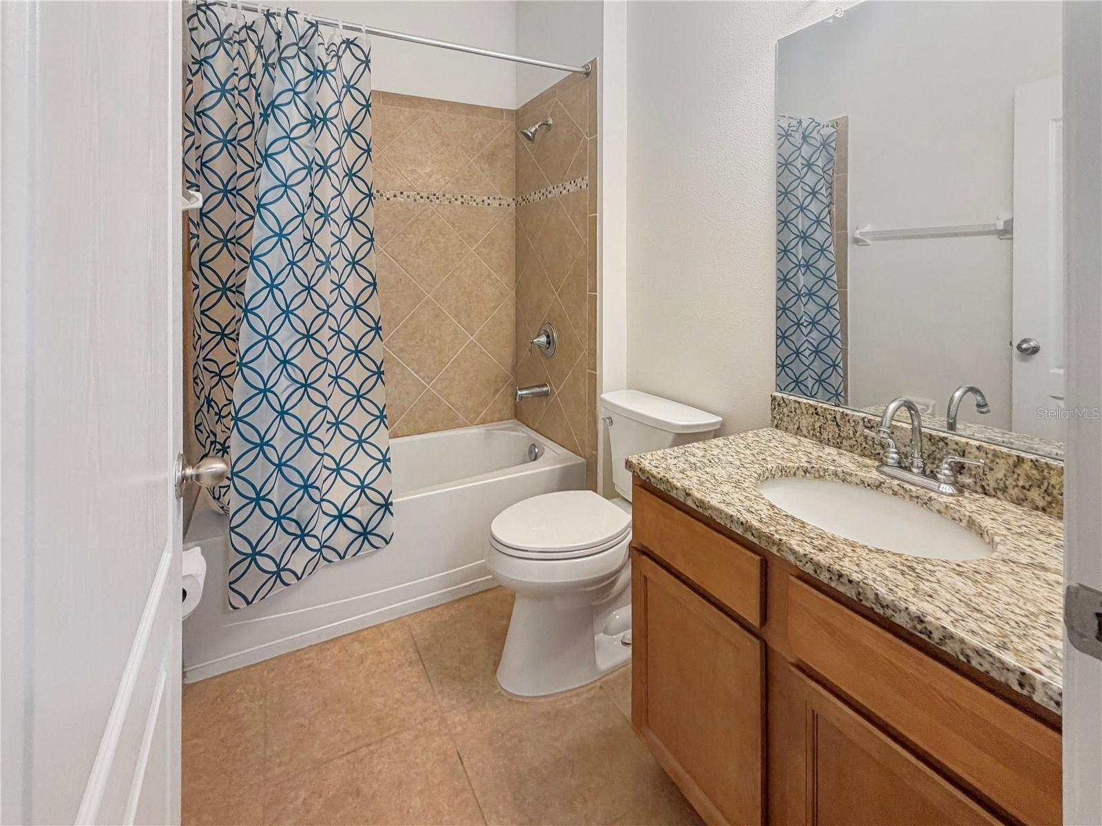 Image 18 of 29 For 12425 Fairlawn Drive