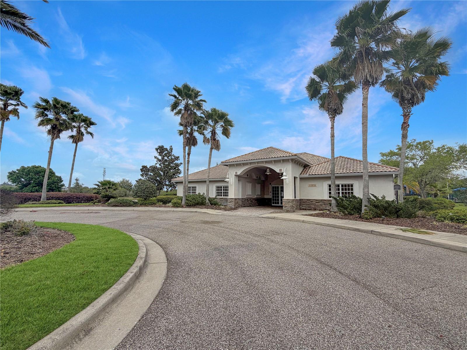 Image 24 of 29 For 12425 Fairlawn Drive