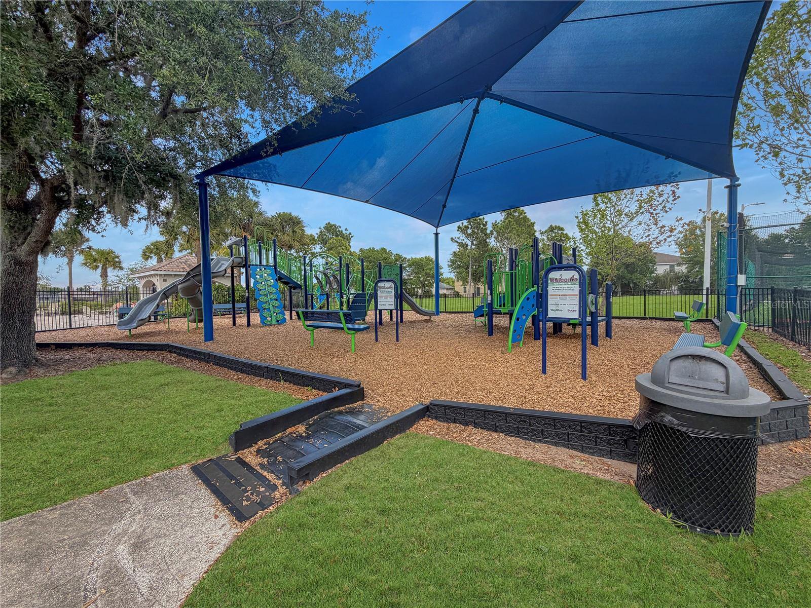 Image 27 of 29 For 12425 Fairlawn Drive