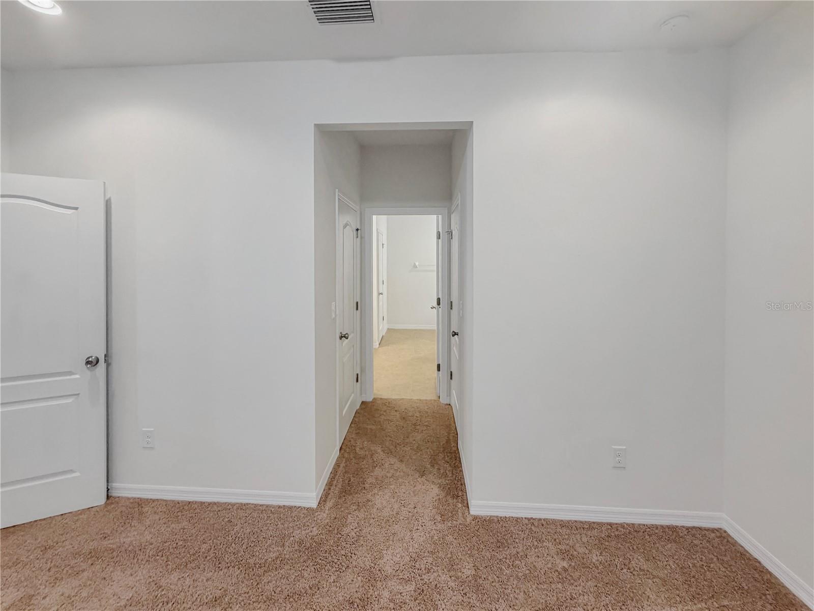 Image 8 of 29 For 12425 Fairlawn Drive