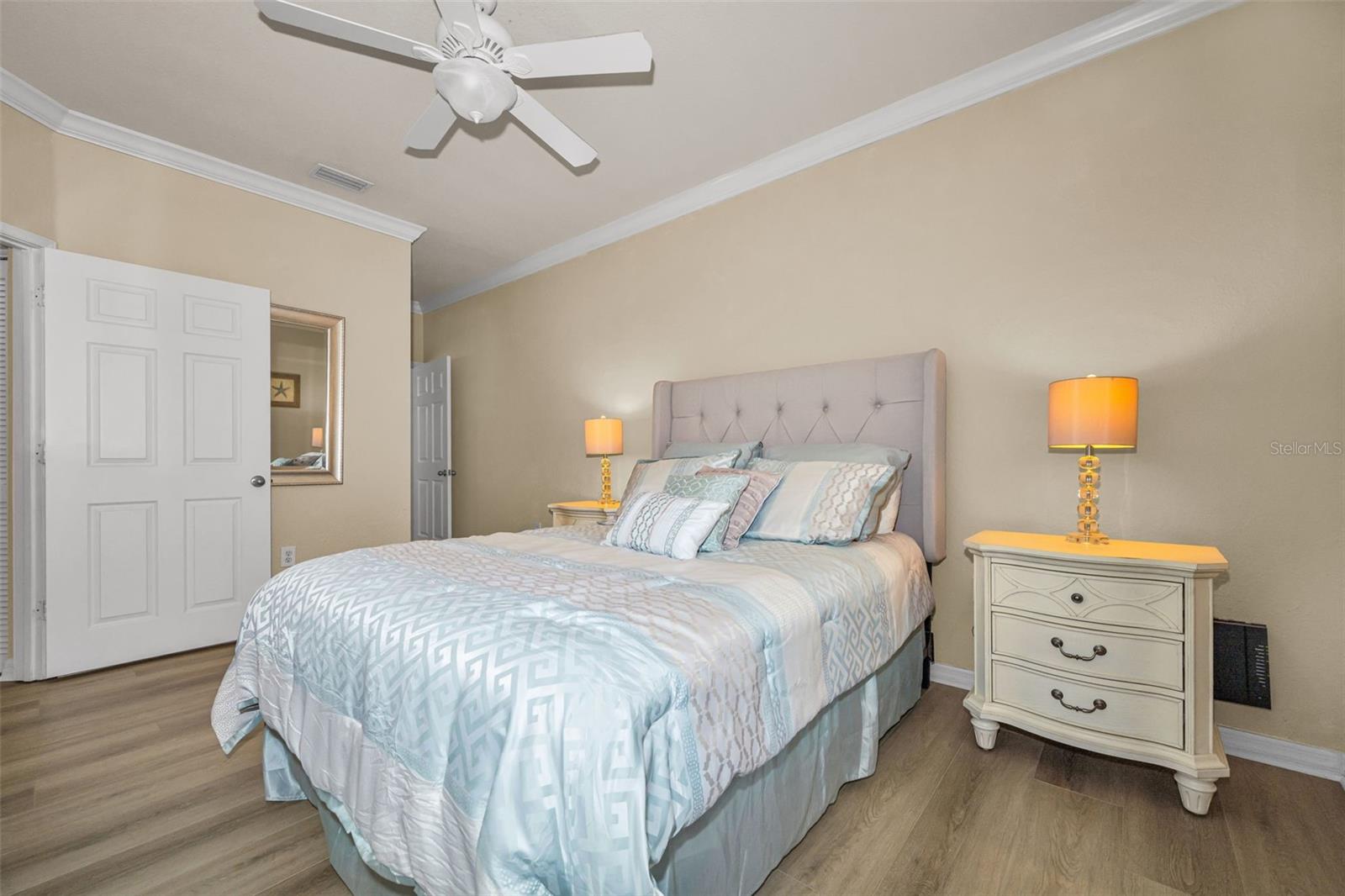 Image 21 of 54 For 2141 Portofino Place 28-281