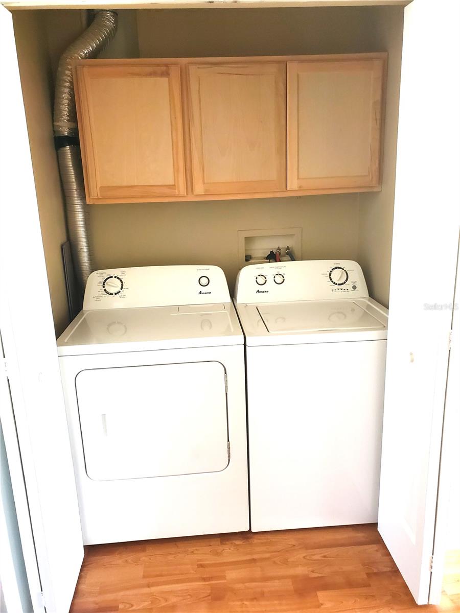 Listing photo id 12 for 1411 Sedgwick Drive