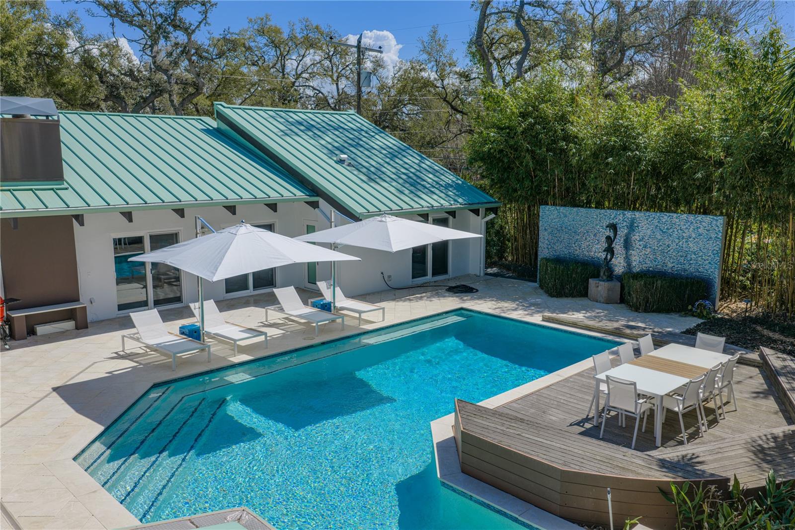 Image 18 of 100 For 1200 45th Avenue N