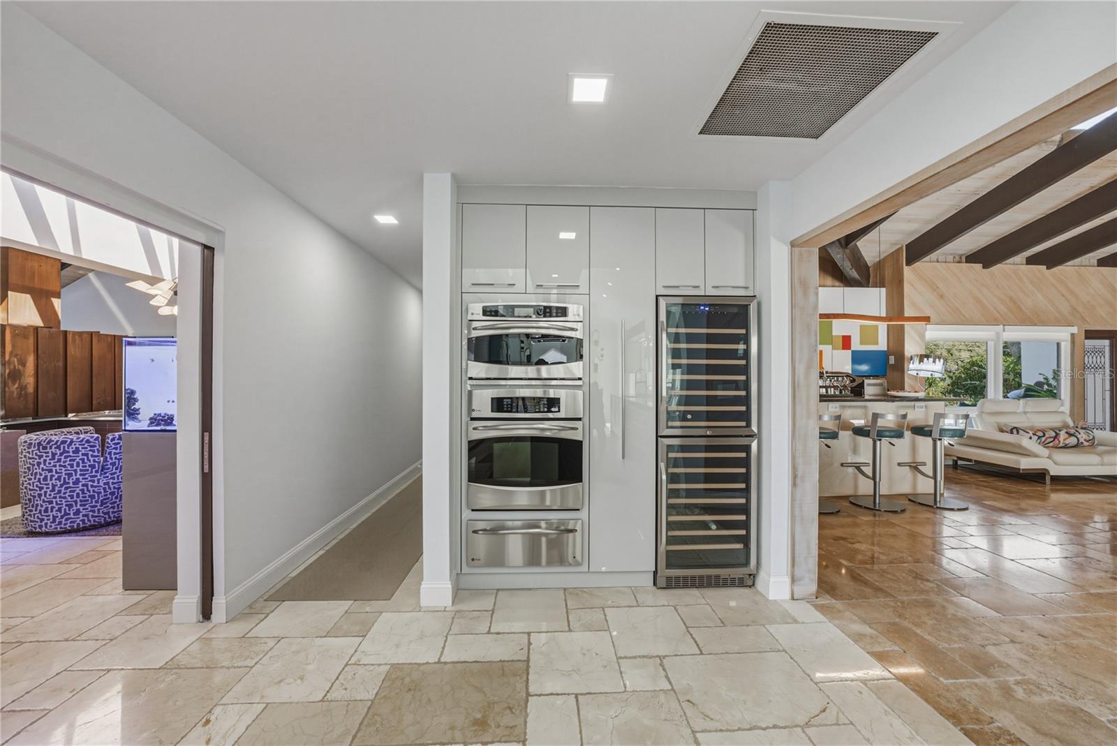 Image 45 of 100 For 1200 45th Avenue N