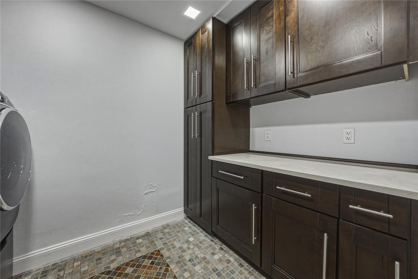 Image 76 of 100 For 1200 45th Avenue N