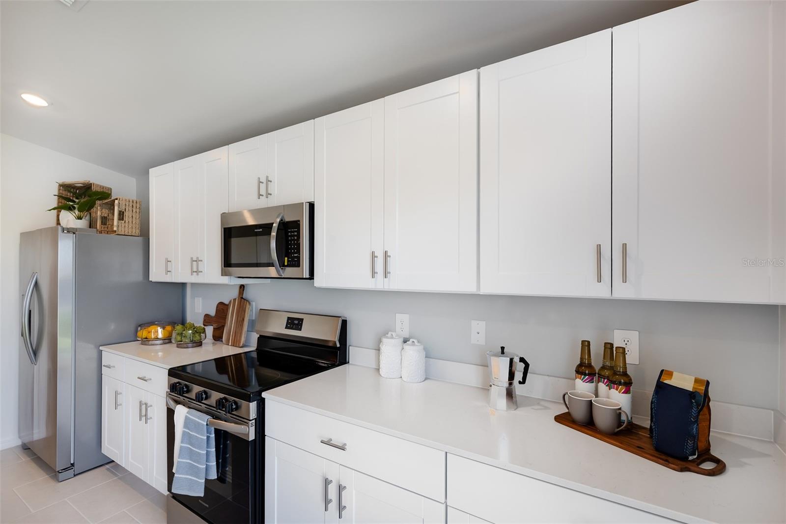 Image 7 of 30 For 23402 Ferndale Avenue