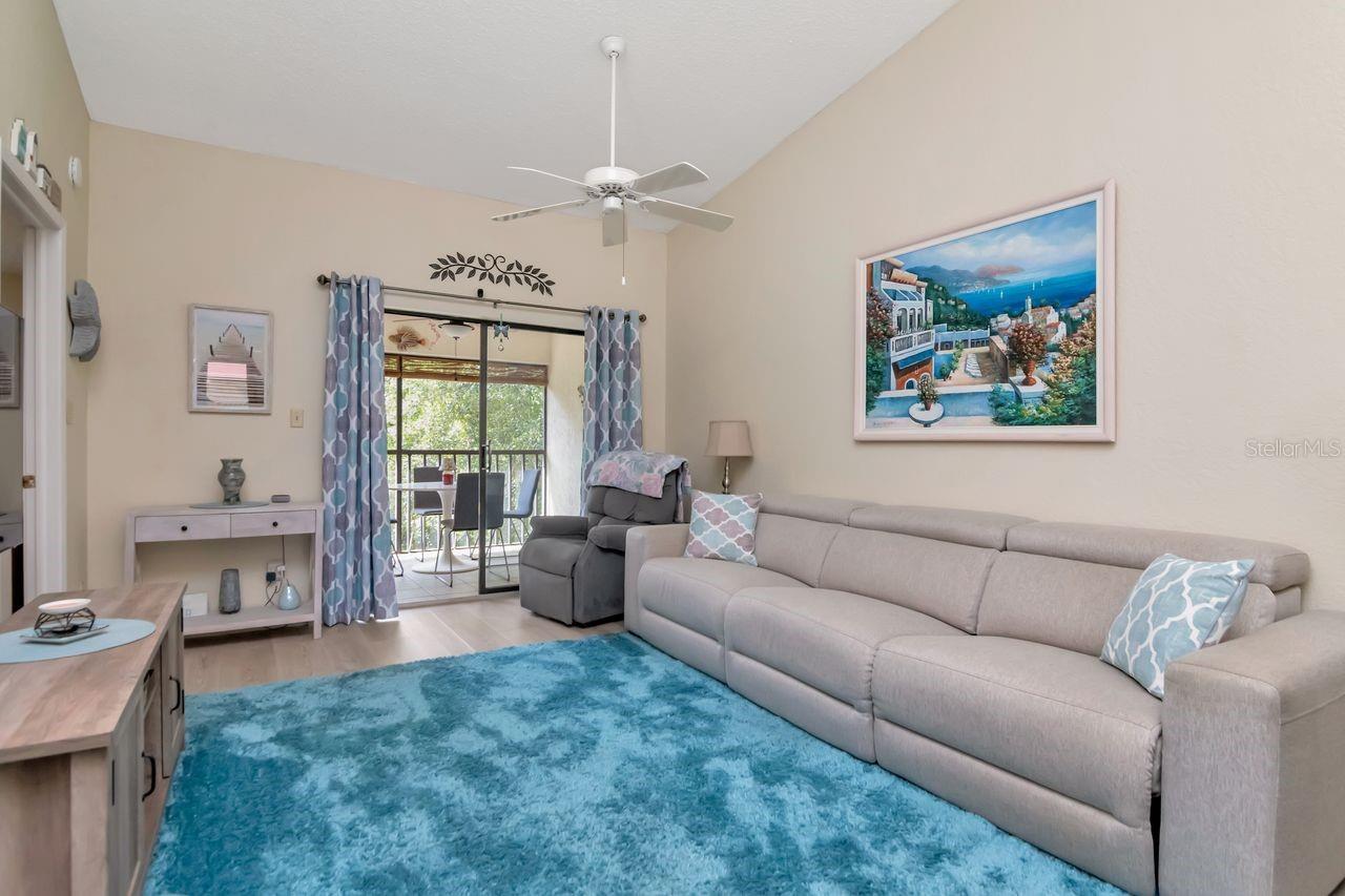 Image 2 of 40 For 11511 113th Street 13f