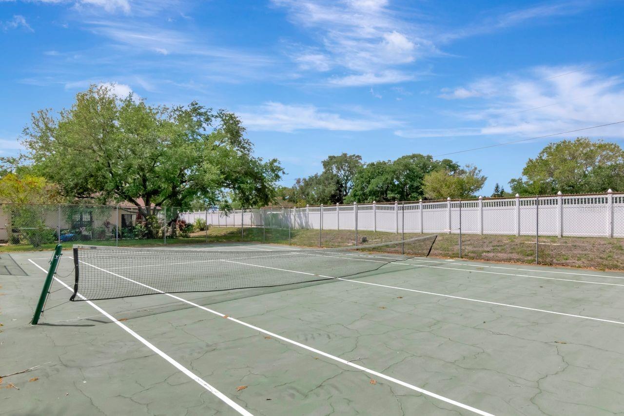 Image 36 of 40 For 11511 113th Street 13f