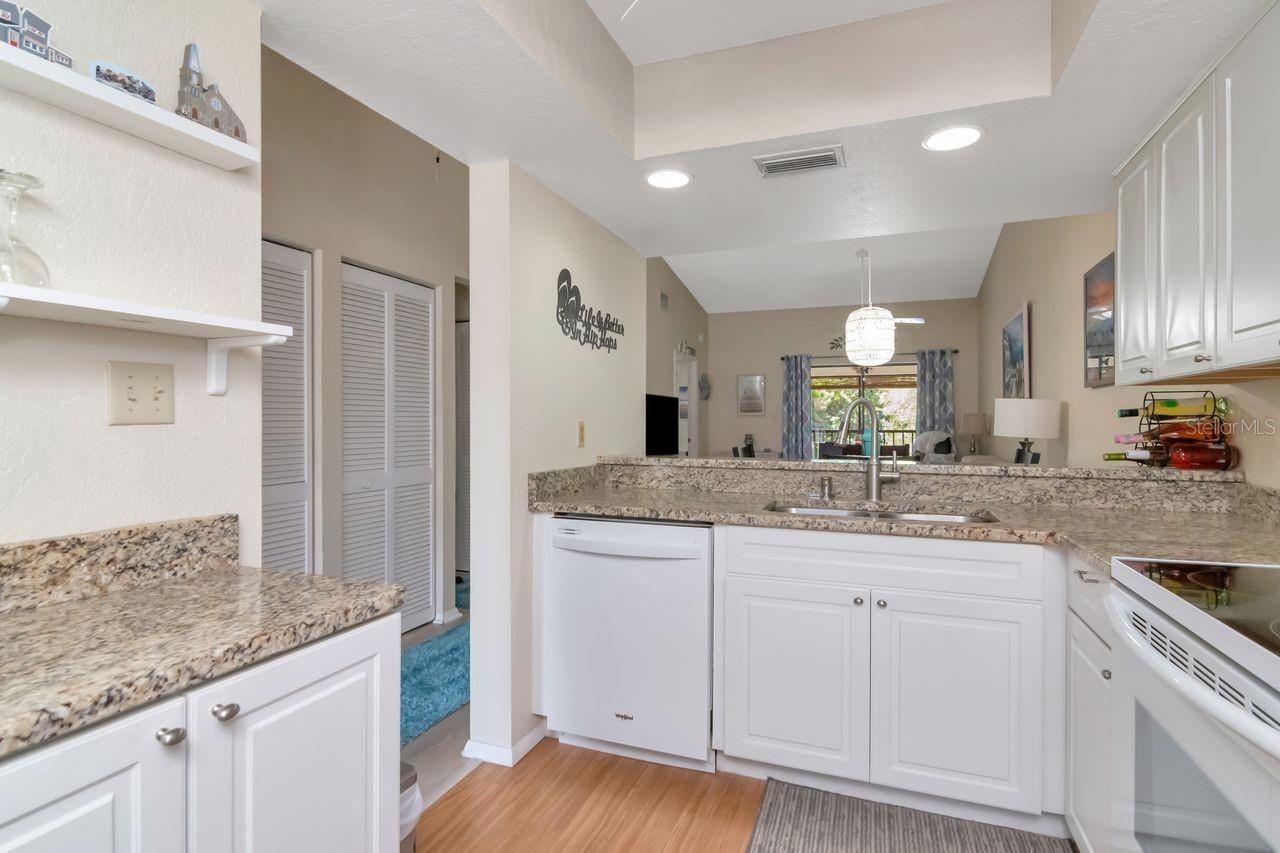 Image 7 of 40 For 11511 113th Street 13f