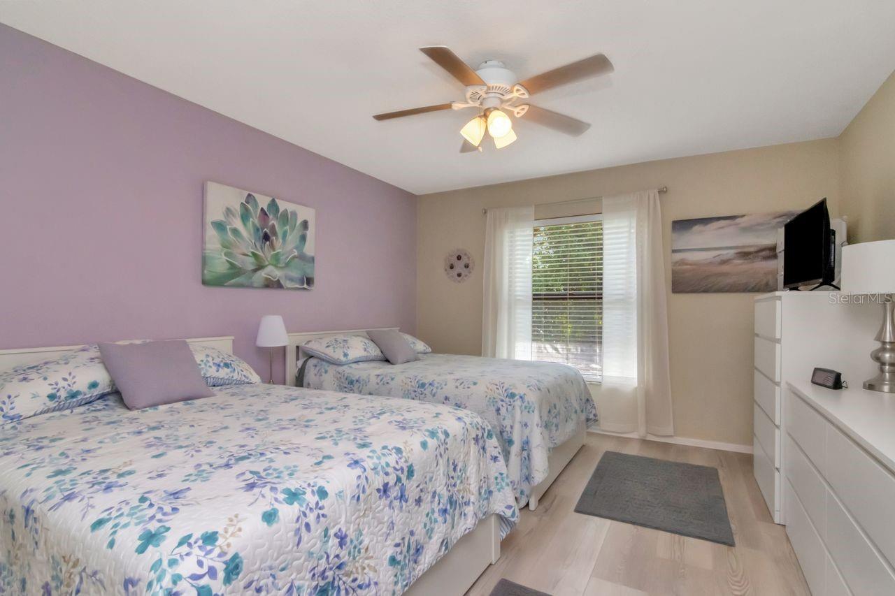 Image 9 of 40 For 11511 113th Street 13f