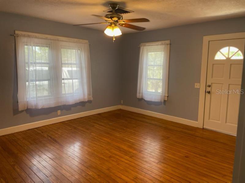 Image 2 of 9 For 1290 Idlewild Drive