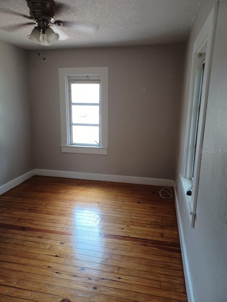 Image 3 of 9 For 1290 Idlewild Drive