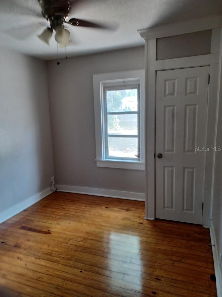 Image 4 of 9 For 1290 Idlewild Drive