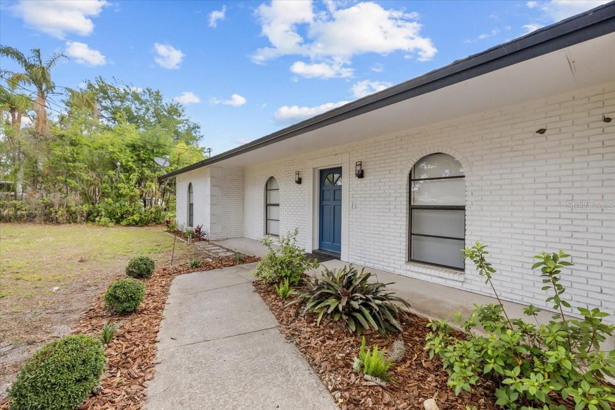 Image 3 of 51 For 11218 Creekview Drive