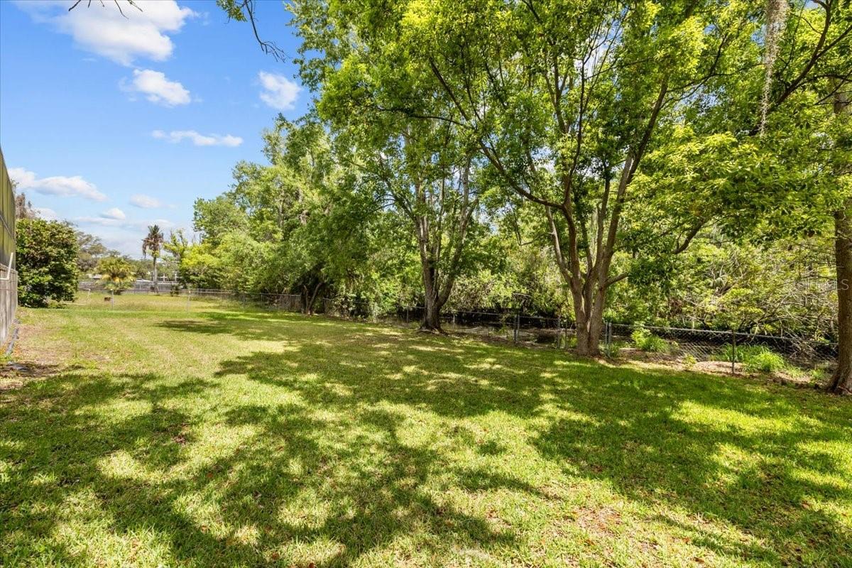 Image 47 of 51 For 11218 Creekview Drive